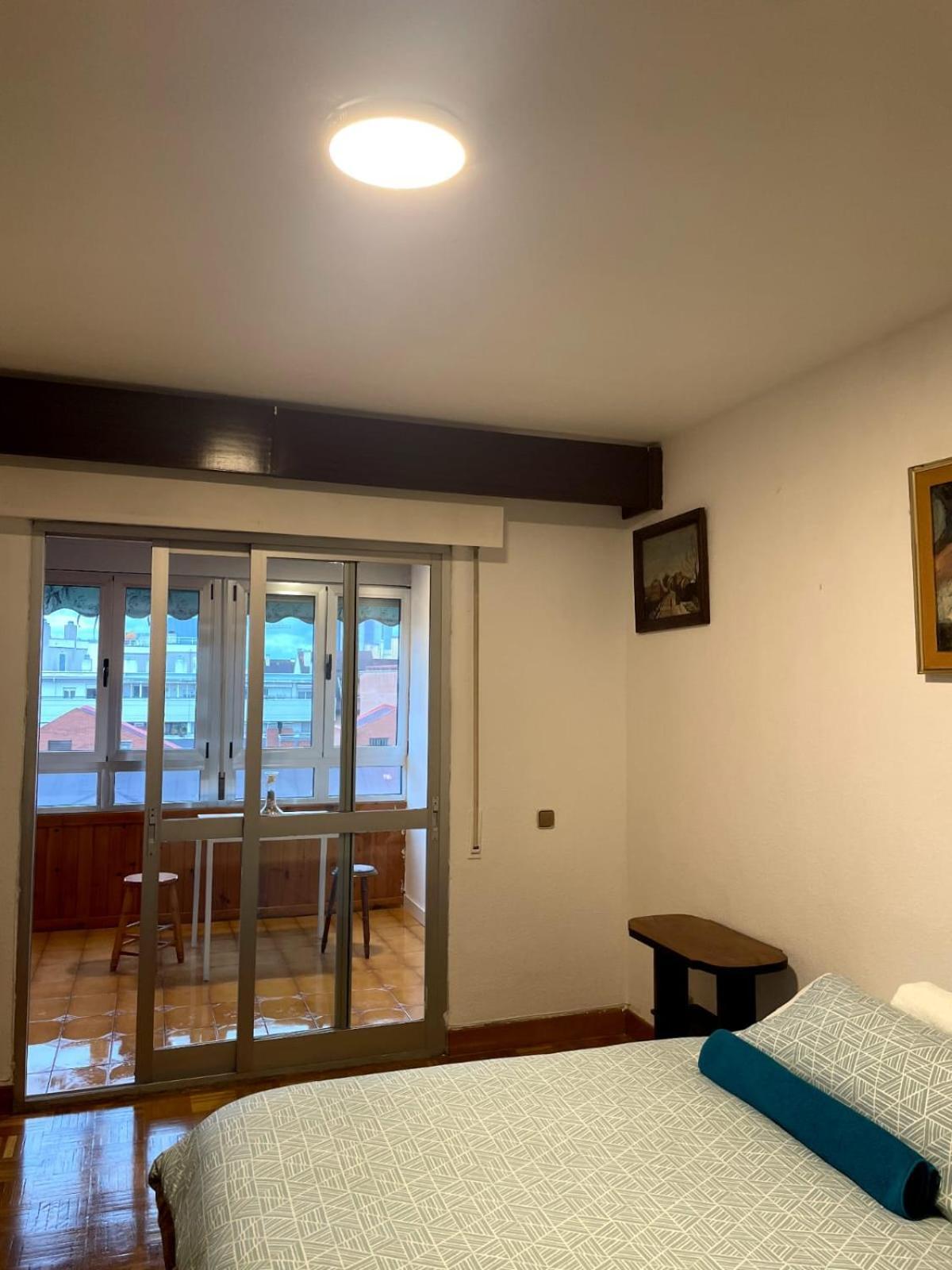 Private Rooms Madrid Atocha Exterior foto